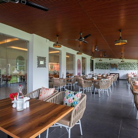Stone Wood Hotel Amboli Amboli  Екстериор снимка