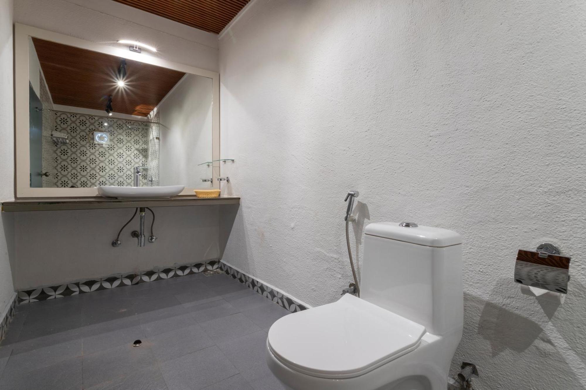 Stone Wood Hotel Amboli Amboli  Екстериор снимка